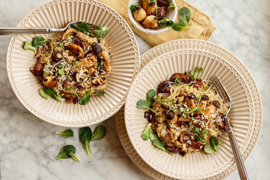 Risotto Funghi mit gebratenen Balsamico-Pilzen verfeinert
